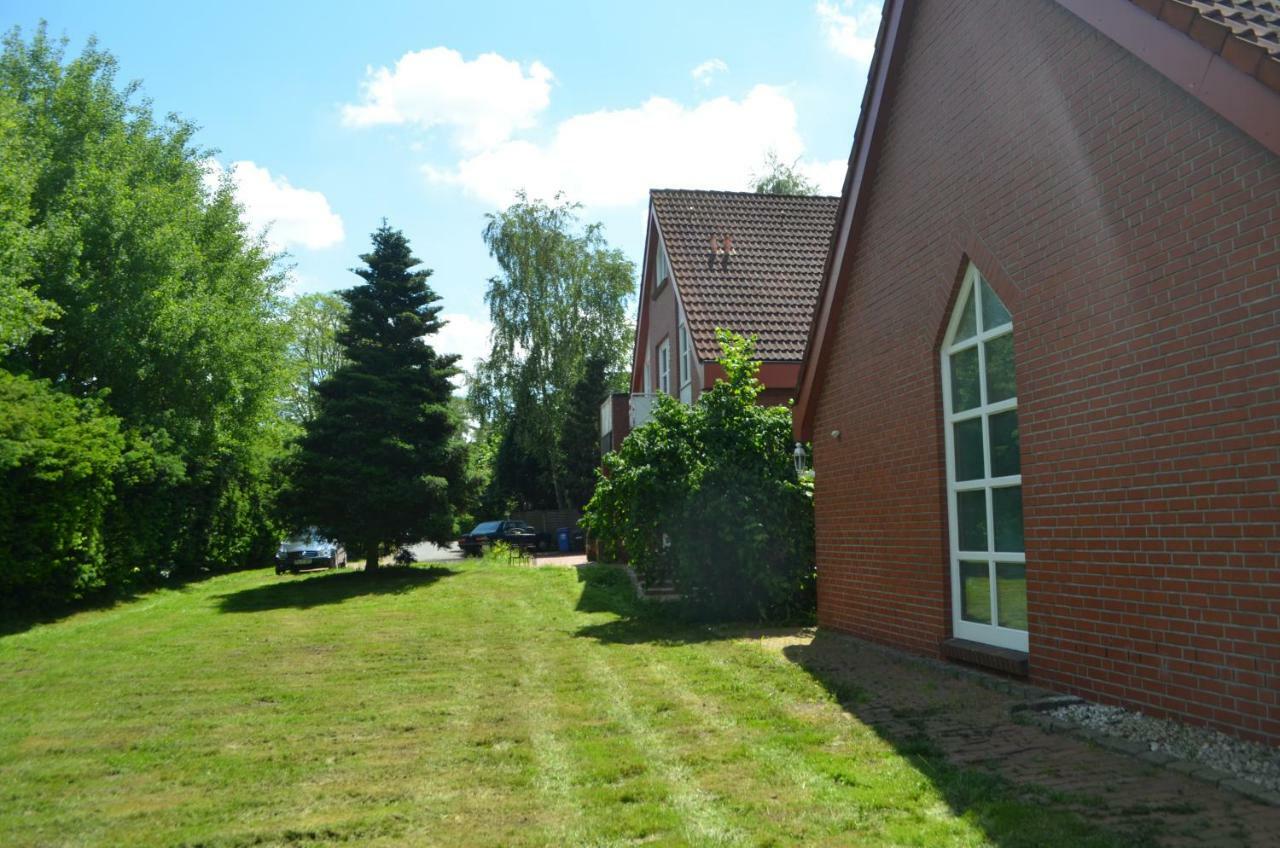 Gaestehaus Vigliarolo Gewerblich Jedes Zimmer Eigenes Bad Gemeinschaftskueche Elmshorn Luaran gambar